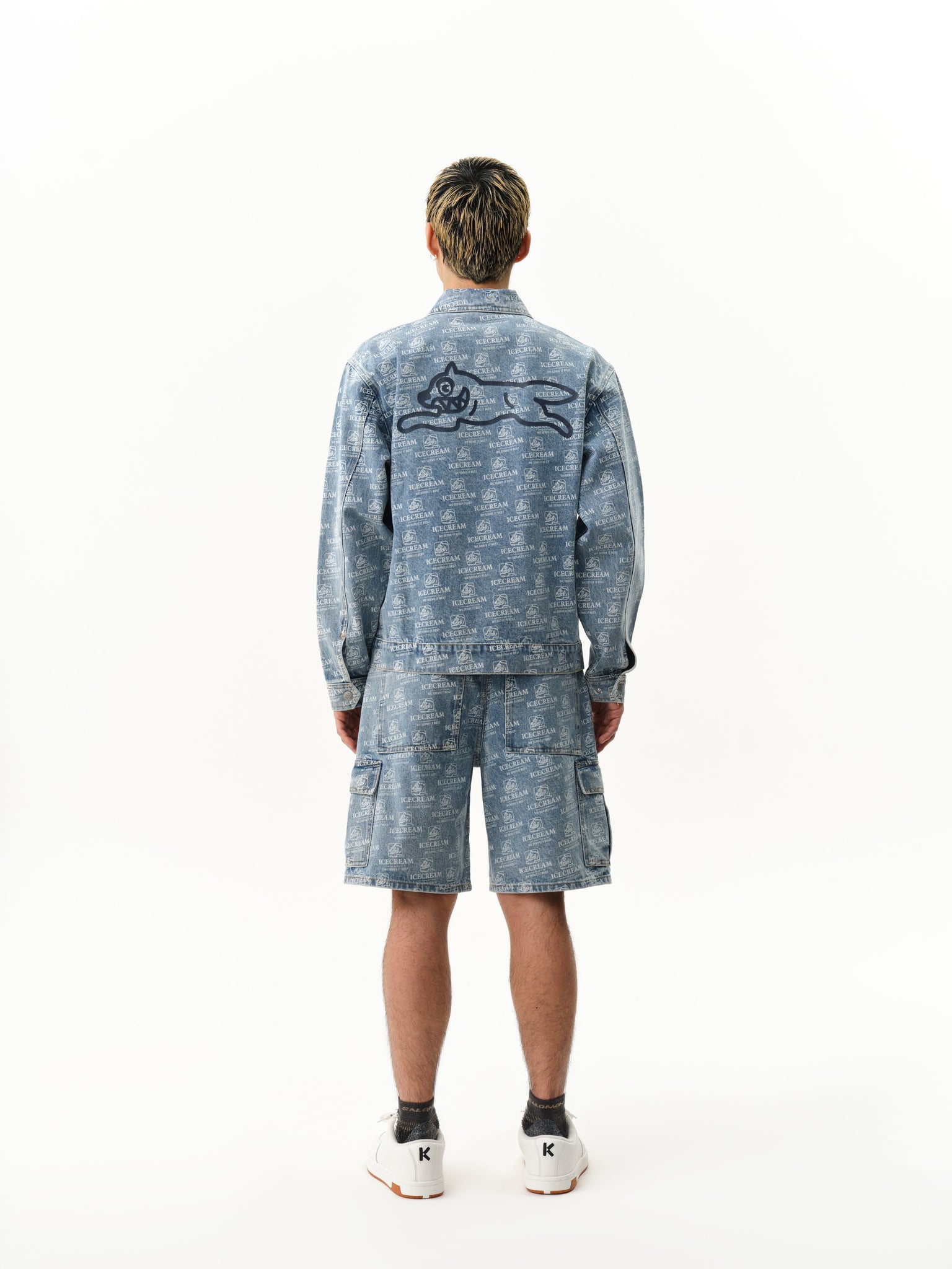 REPEAT PRINT DENIM TRUCKER JACKET - HEAVY WASH BLUE