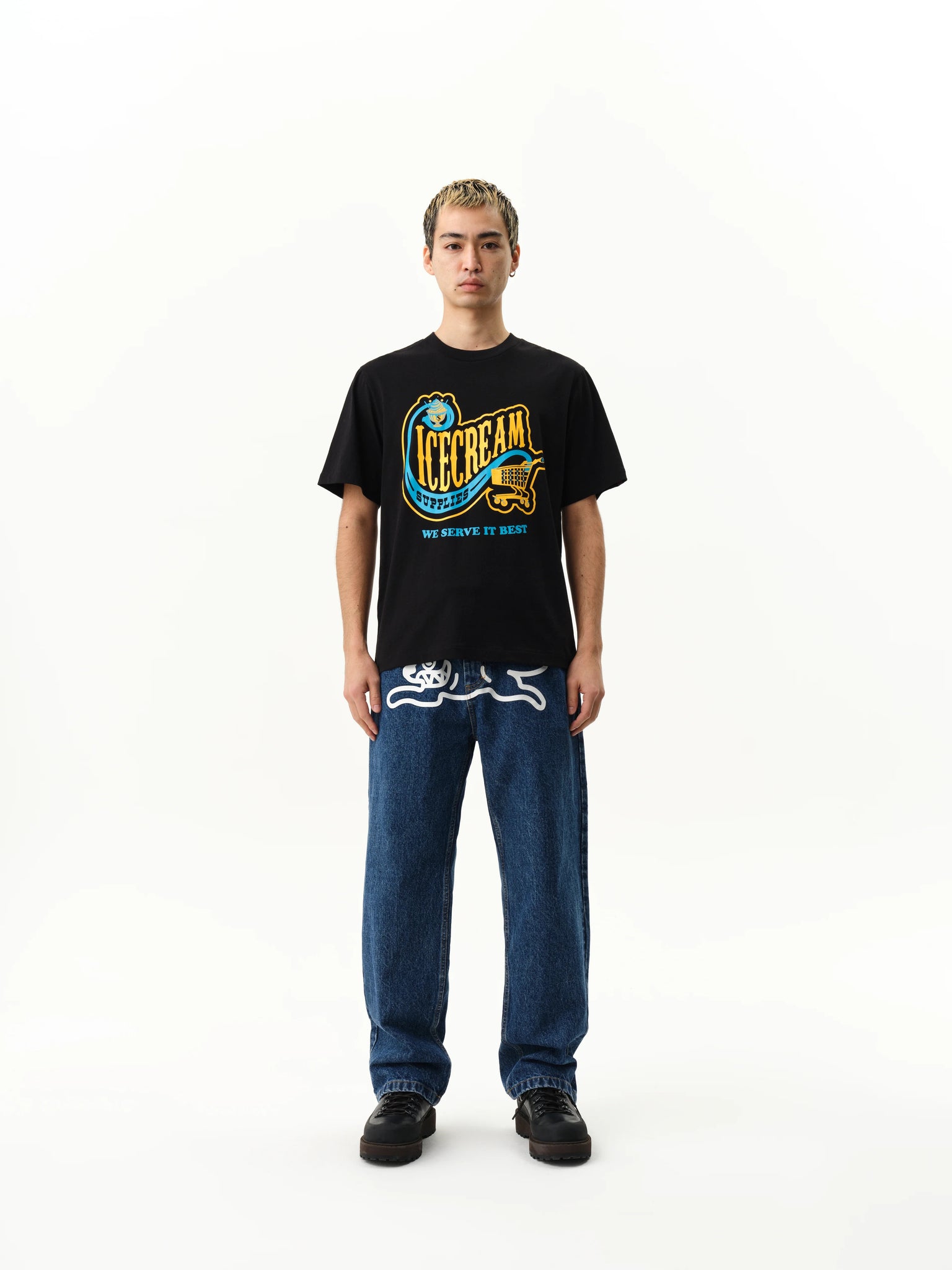 CONVENIENCE STORE T-SHIRT - BLACK