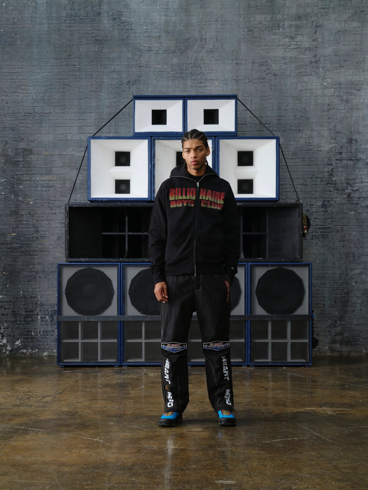 STRAIGHT LOGO GRADIENT DIAMONTE POPOVER HOOD - BLACK